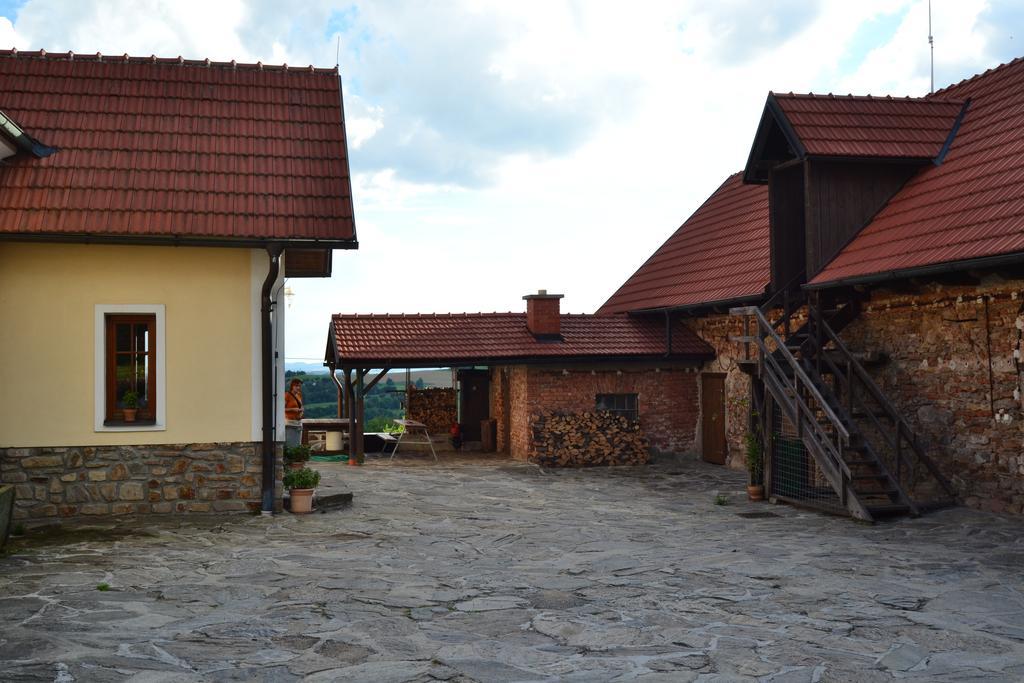 Ubytování na Hájence Bystrice nad Pernstejnem Exterior foto